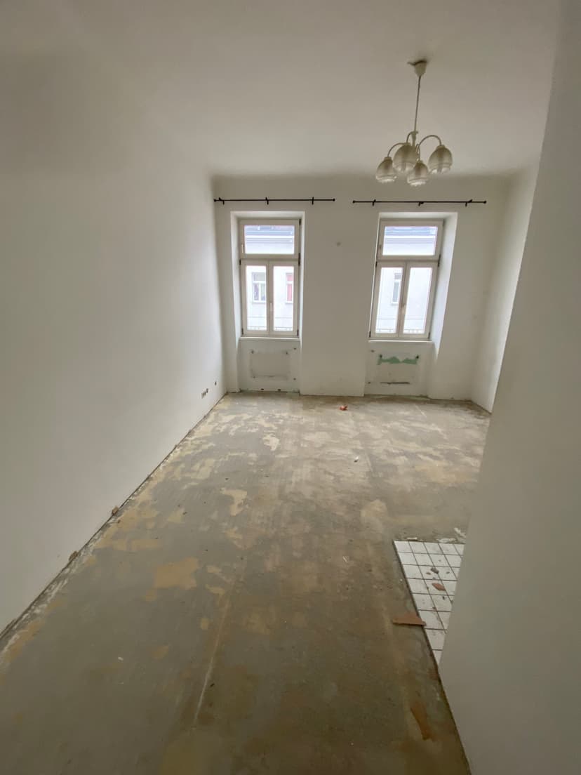 Renovation<1/>& Refurbishment